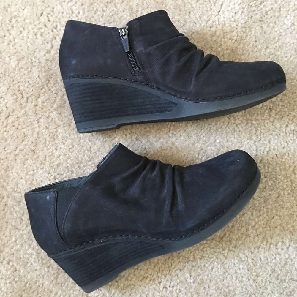 Like New Dansko Wedges